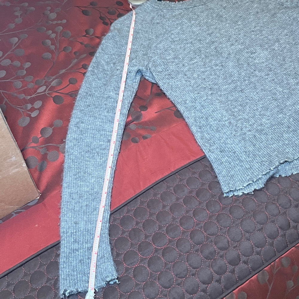 Autumn Cashmere Gray Crew Neck Cashmere Sweater size Small - Picture 14 of 15